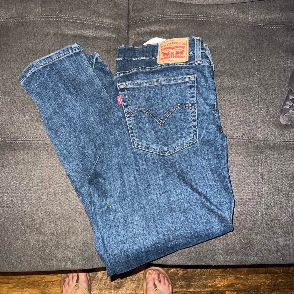 Levi girlfriend jeans